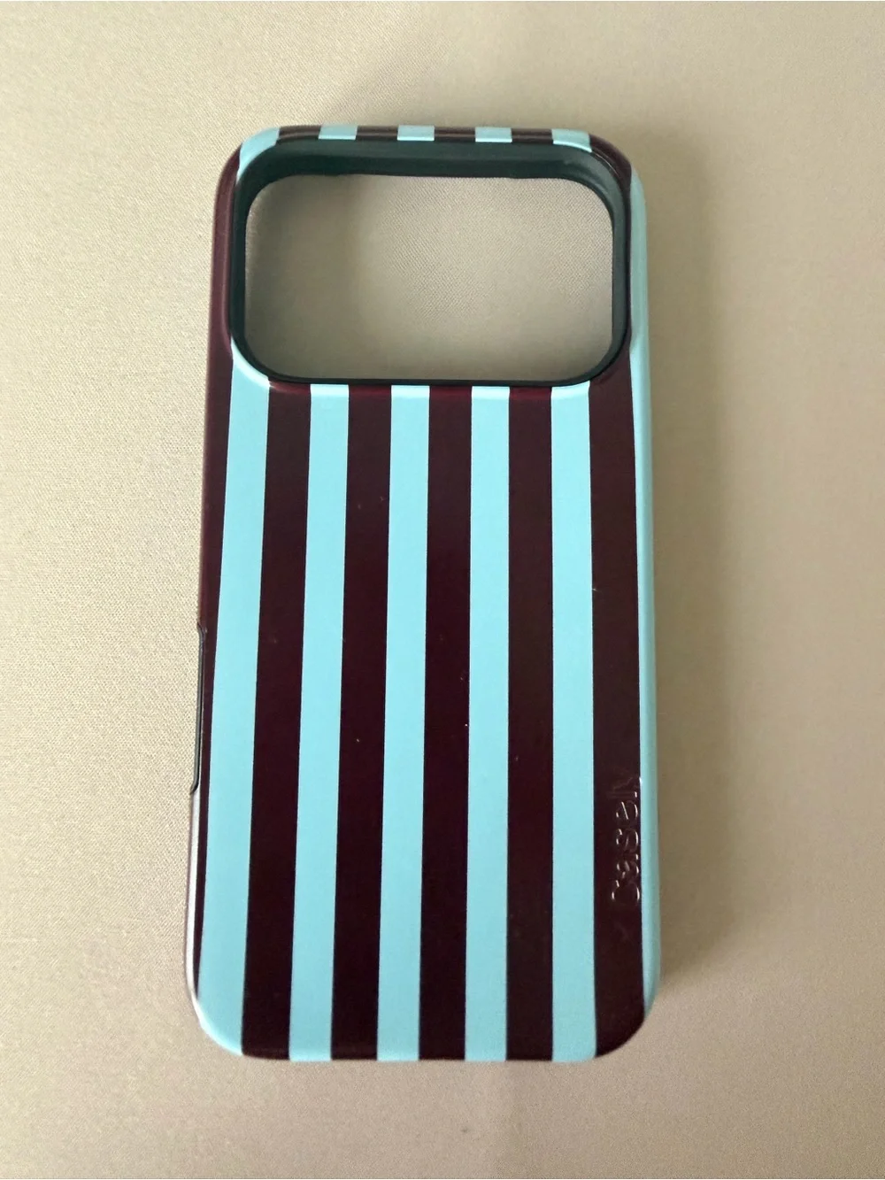 NWT Casely Sunday in Brooklyn Iphone 17 Pro Case